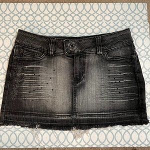 Younique Juniors Black Mini Skirt Size 5